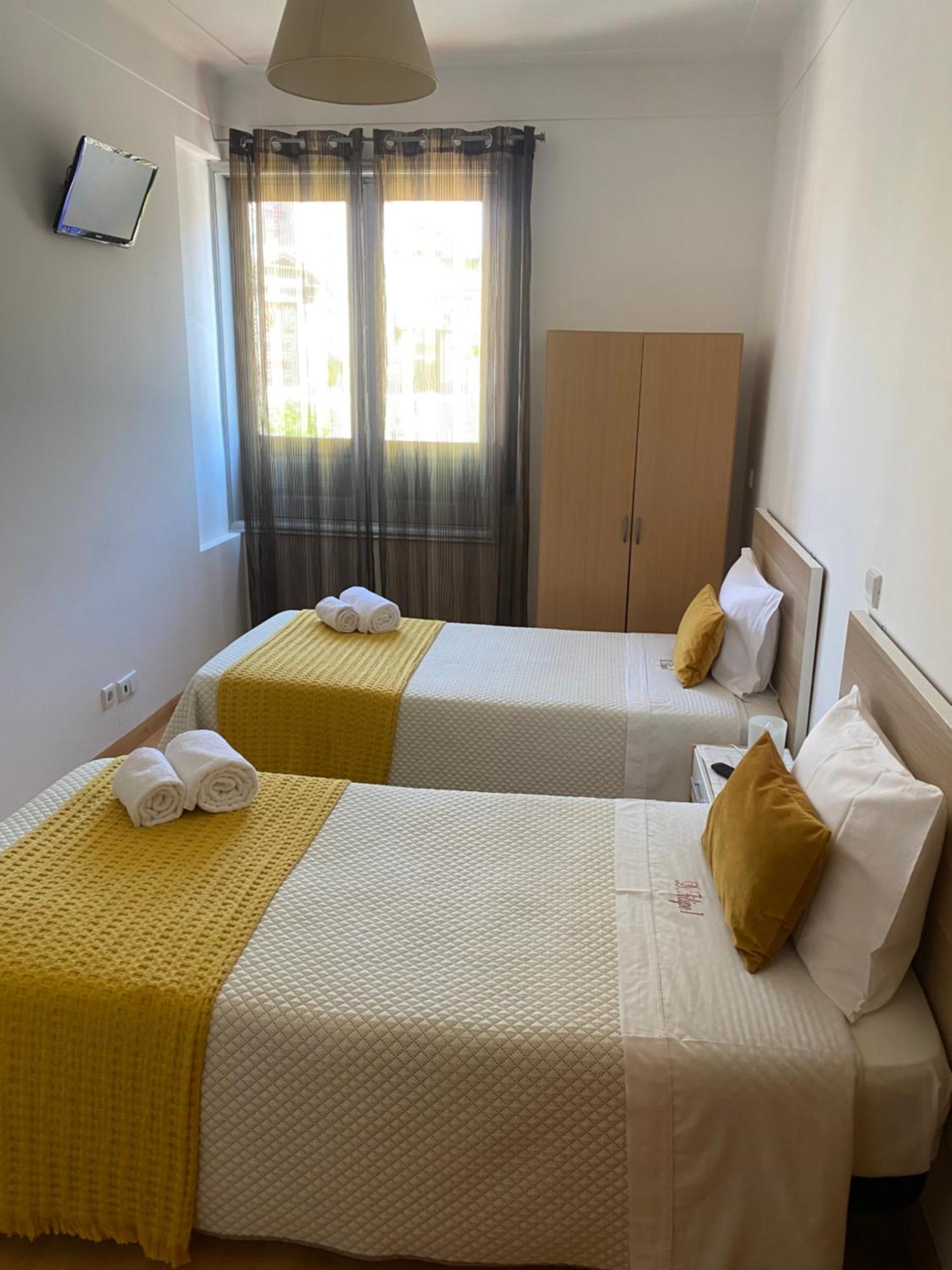 Guest House D. Filipe I ปอร์โต ภายนอก รูปภาพ